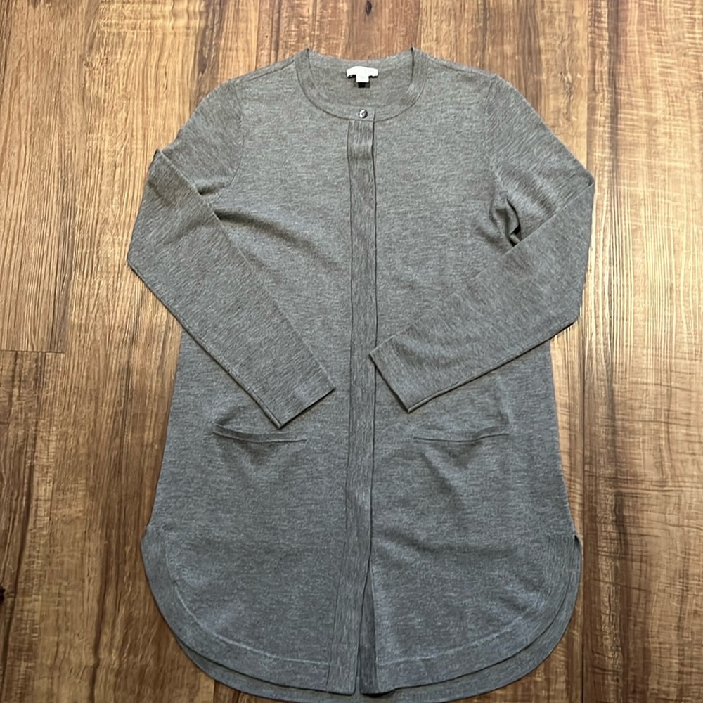 J.Jill Lightweight front button closure cardigan